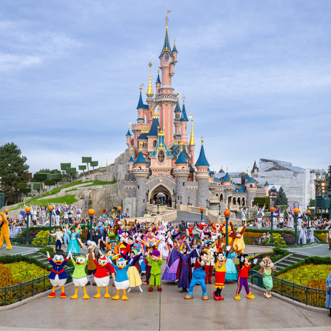 13D MAGICAL WEST EUROPE + DISNEYLAND & KEUKENHOF DEP. MAR 2025