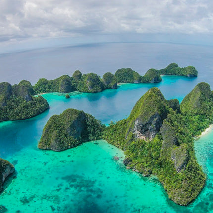 4 DAYS / 3 NIGHTS RAJA AMPAT WAYAG PIAYNEMO