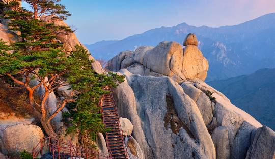 5D SUPER FUN KOREA + MT.SORAK DEP. AUG - OCT 2025